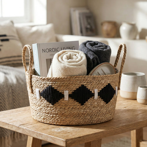 Artisan Woven Straw Storage Basket – Geometric Detail